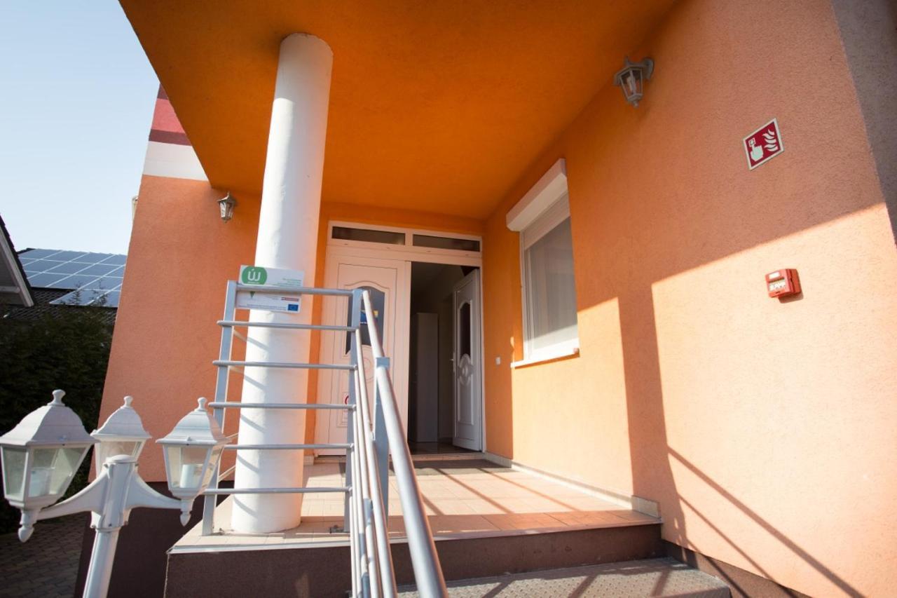 Riviéra Apartmanház Siófok Quarto foto